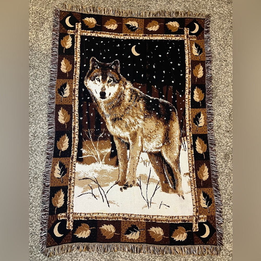VTG Goodwin Weavers Lone Wolf Snowy Night Reversible Tapestry Throw 68x48inches